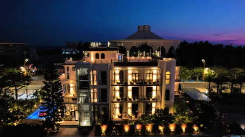 Beihai Silver Beach Haixuan Hotel in Beihai