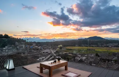 Tengchong Cloud free time panoramic hot Spring Resort inn