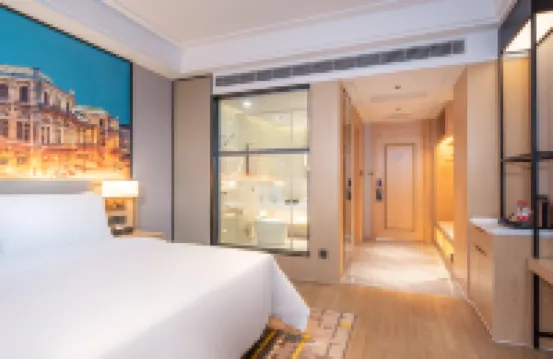 Vienna International Hotel · Pingzhou Jade Street, Foshan, Guangdong 5.0 new edition Hotels near San Mountain Forest Park