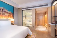 Vienna International Hotel · Pingzhou Jade Street, Foshan, Guangdong 5.0 new edition Hotel a Foshan