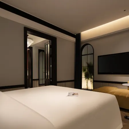 Unique Hotel (Changsha Wuyi Square Shuyuan Road Branch)