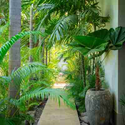 The Friendship Villa by Amatak Hotel Exterior