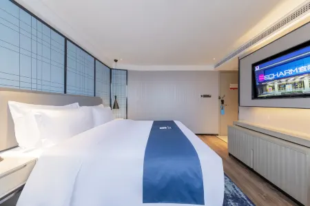 Echarm Hotel (Guanggudadao Xiandai Shimaozhongxin) Отели рядом с достопримечательностью «Wuhan Polytechnic Architectural Engineering College»