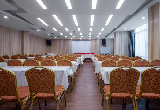 FunMee Hotel Hotel Overview