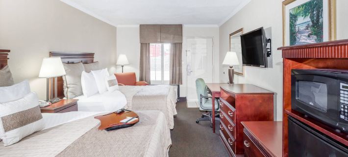 Days Inn by Wyndham Destin Hotels in Destin