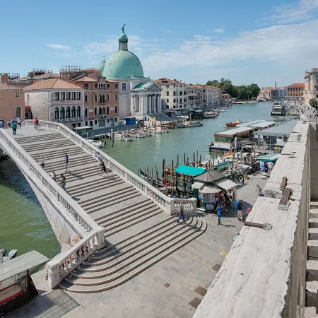 NH Venezia Santa Lucia Hotel di Venesia