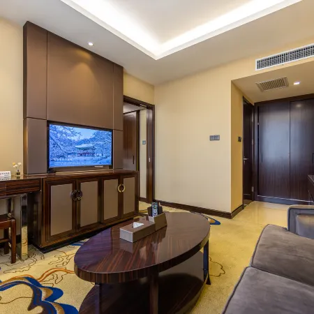 Baiyin Renan Hotel