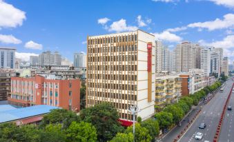 Ibis Hotel (Kunming Beijing Road)