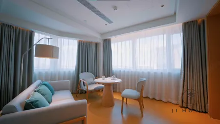 JI Hotel (Beijing South Railway Station North Plaza)