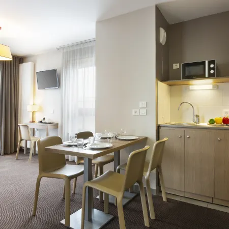Nehô Suites Porte de Genève - Gare Annemasse
