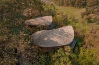 YUNTUN STARRY SKY TENT HOTEL