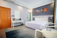 Four Seasons Holiday Inn Prestige