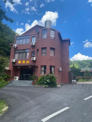 Yancangshan Farmhouse