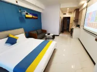 Huanpeng Apartment