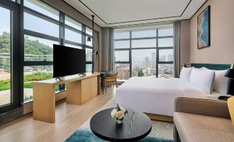 Hilton Garden Inn Zhuhai Weinan University