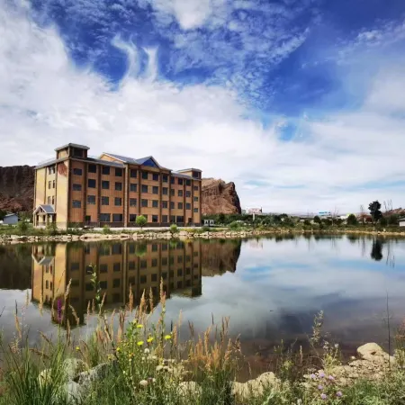 Zhangye Linze Danxia Bay Countryside Hotel