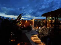 Huajiujian Banxian Inn Hotels in Jianshui