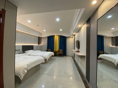 Moonlight Hotel Отели в г. Тунжэнь