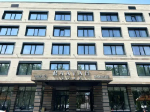 Raavah Aparthotel (Opened in 2022) Hotels near First President park