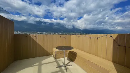 Mushanxi Dali Puyuqing Luxury Homestay