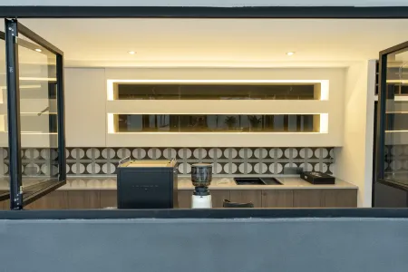 Xiashuyuanzi B&B (Qiaogang Fengqing Street Branch) Отели рядом с достопримечательностью «Guilin University of Electronic Technology Beihai Campus»