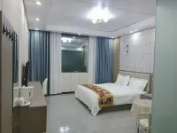 Yiwei Hotel - parkir