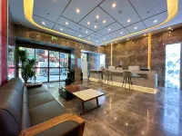 途麦・迪爾ホテル（達州城市中心広場）