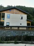 Weixi Fenghe Homestay