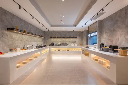 Homeinn Plus Zhengding Longxing Temple Отели рядом с достопримечательностью «Tayuanzhuang Village»