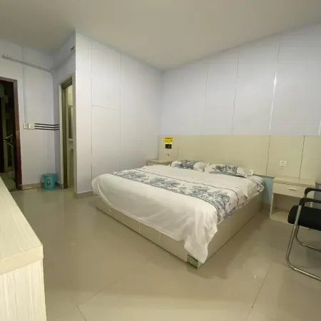 Baise Jingfeiman Business Hotel