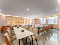 Elong ME Hotel (Urumqi Airport) Hotels in Urumqi