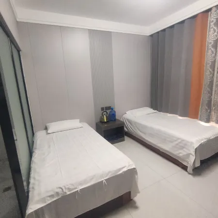 Zhaoxian Yehua Hotel