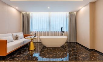 Tianxi Garden Hotel (Shaoguan Nanxiongxiongzhou Park)