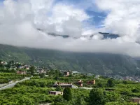 Jingwei Hotel (Mao Ancient Qiang City)