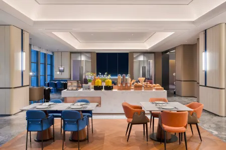 NOVOTEL YINCHUAN HUIRONG Отели рядом с достопримечательностью «Chengtian Temple Pagoda»