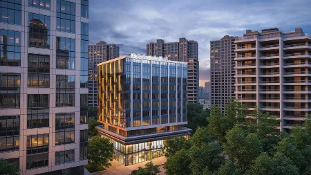 MEHOOD LESTIE Hotel (Zhengzhou East Station Zhengdong MixC Store) Отели рядом с достопримечательностью «Henan Agricultural University (Longzihu Campus)»