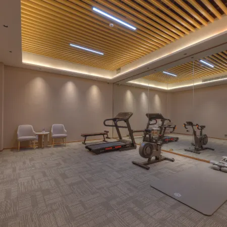 Lifeng Hotel (Boluo Yida City Plaza High-Speed Rail Station Branch)