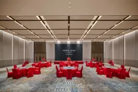 Crowne Plaza Xinghua - breakfast