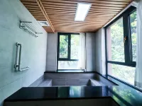 Benxi County Creek Valley Lodge Wenquan Homestay - balcony