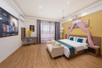 Lijing Light Luxury Apartment (Ningde City Hospital Ningde Station)