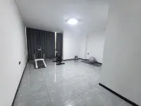 Korla Ronghui Yi Hotel (Xiangli Avenue Food Street Branch) - 3 Yıldız