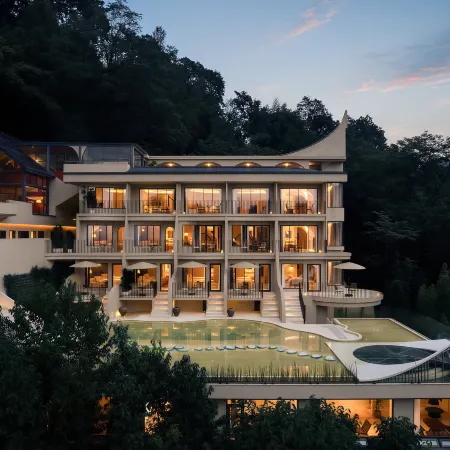 Qingcheng Mountain Lujing  Lodge