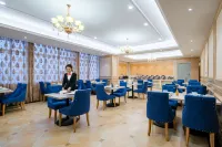 Vienna Hotel (Qujing High Speed Railway Station Wuguanyi Center)