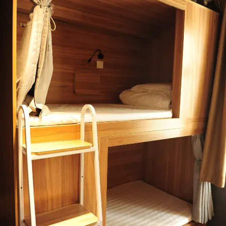 Sheng 45 Youth Hotel