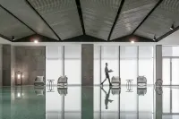 Fraser Residence Chengdu - Pools