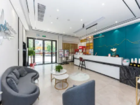 Jichu Hotel Hoteles en Honghu