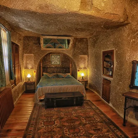 Traveller's Cave Hotel