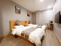 Xiyun light luxury hotel (Nantong University store)