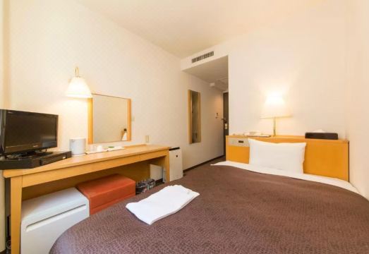 산코 인 구와나 에키마에 로비