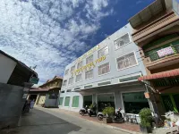 Apple Hotel Two 상캇 차옴 차우 호텔